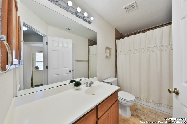 Listing photo id 34 for 5711 Lasalle