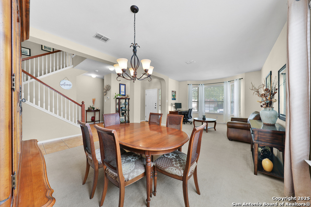 Listing photo id 7 for 5711 Lasalle