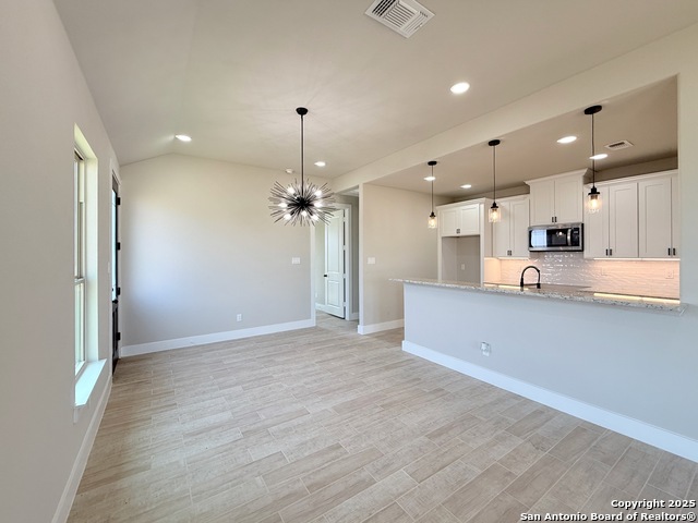 Image 10 of 32 For 121 Camino Verde Ct