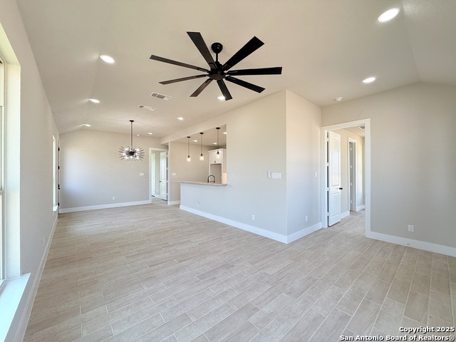 Image 11 of 32 For 121 Camino Verde Ct