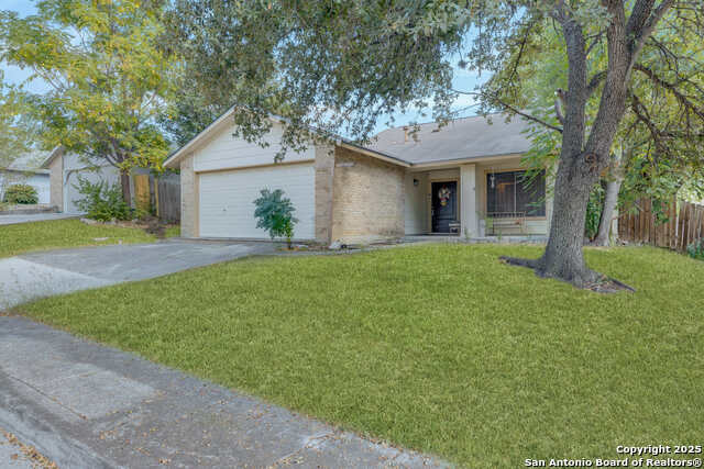 Listing photo id 1 for 8308 Spring Town