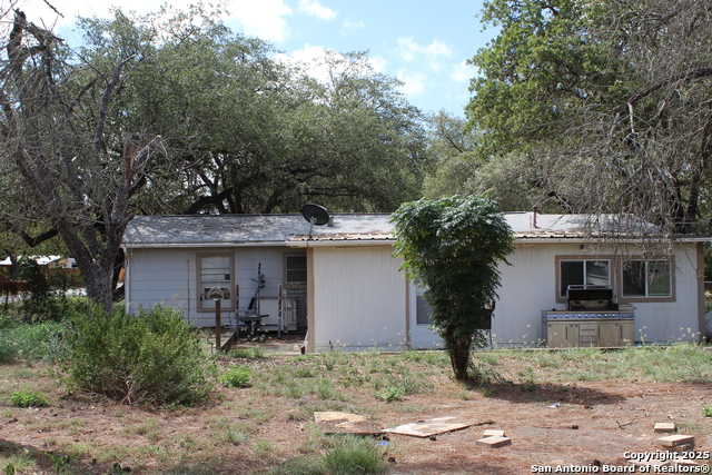 Image 10 of 13 For 400 Mockingbird Ln