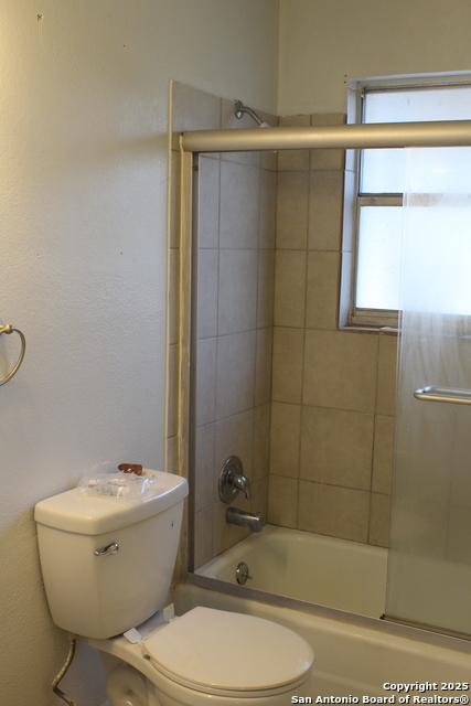 Image 6 of 13 For 400 Mockingbird Ln