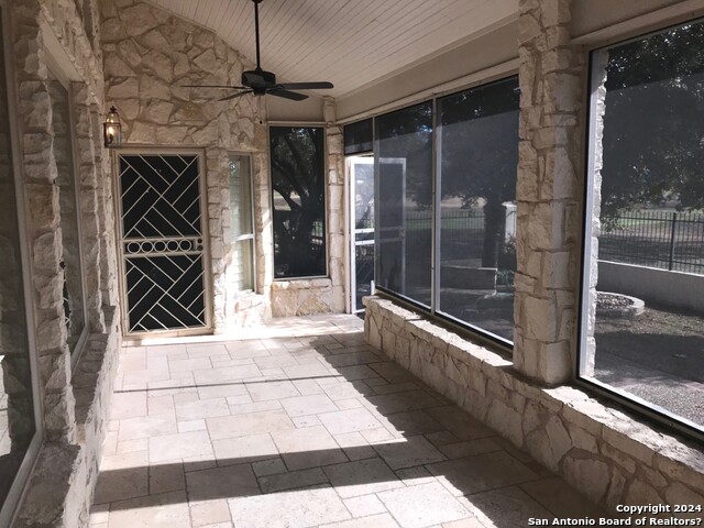 Image 25 of 32 For 19130 Kristen