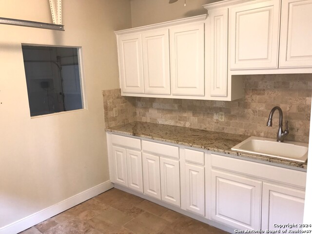 Image 27 of 32 For 19130 Kristen