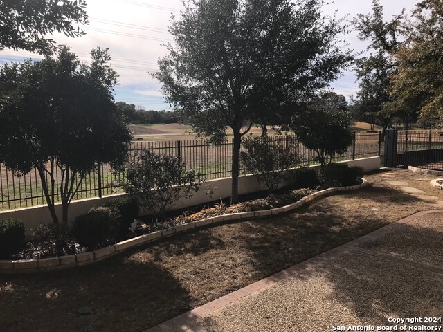 Image 28 of 32 For 19130 Kristen