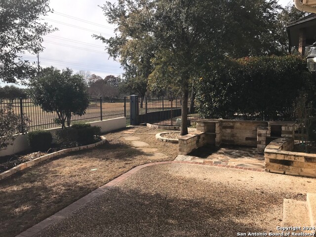 Image 29 of 32 For 19130 Kristen