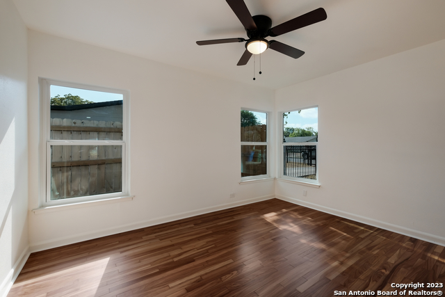 Image 13 of 18 For 143 Shasta Ave