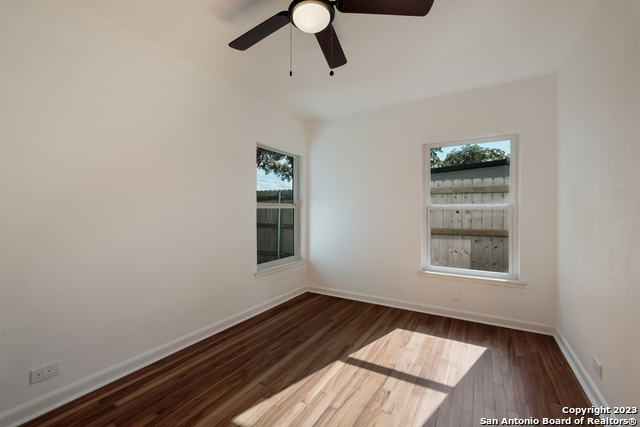 Image 15 of 18 For 143 Shasta Ave