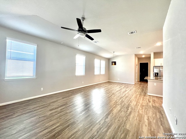 Image 7 of 25 For 12939 Staubach