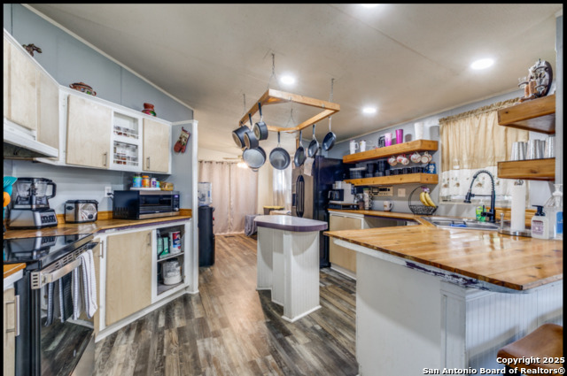 Image 4 of 10 For 4303 Water Oak Dr