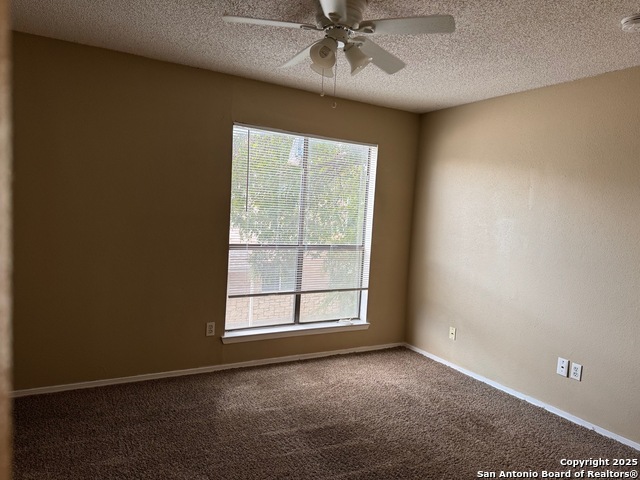 Image 17 of 28 For 4903 Ali Ave  3