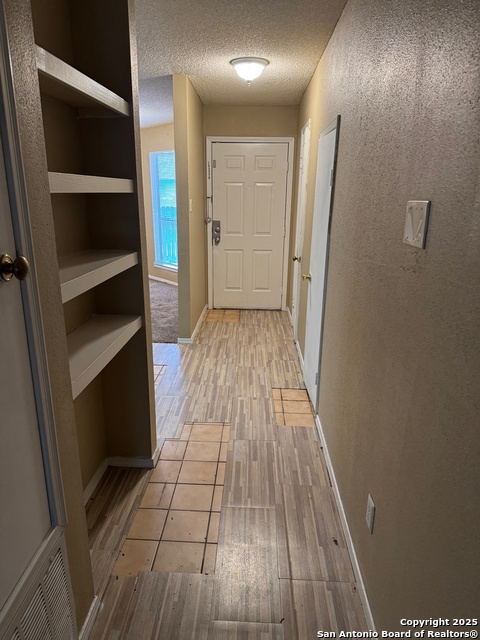 Image 9 of 28 For 4903 Ali Ave  3