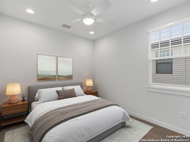 Image 18 of 21 For 350 Olmos Drive E