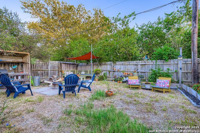 Image 15 of 17 For 5218 Gawain Dr