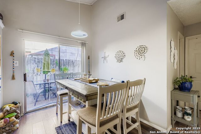 Image 4 of 17 For 5218 Gawain Dr
