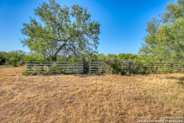 Image 39 of 47 For 0 Fm 1343 S