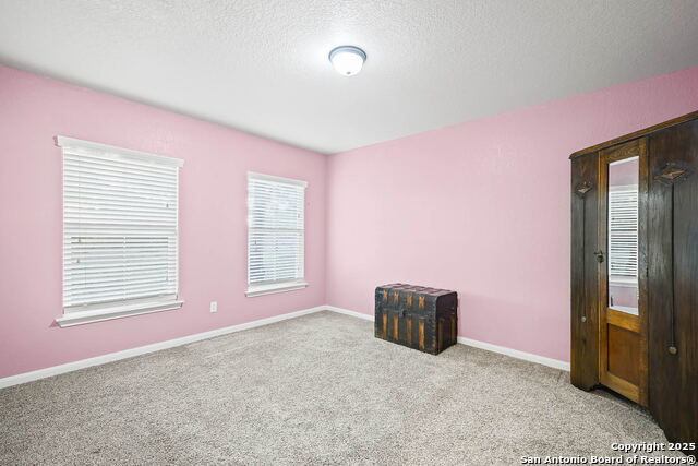 Image 20 of 40 For 685 Rolling Hills