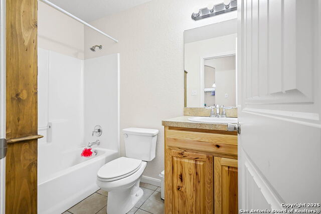 Image 21 of 40 For 685 Rolling Hills