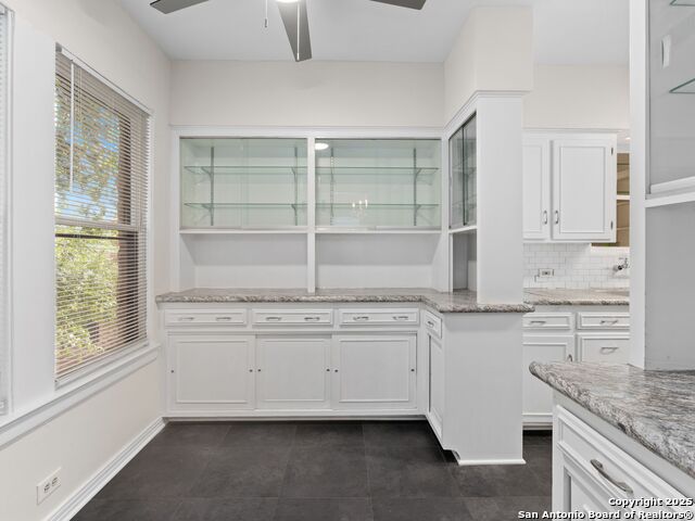 Image 13 of 29 For 146 Terrell  