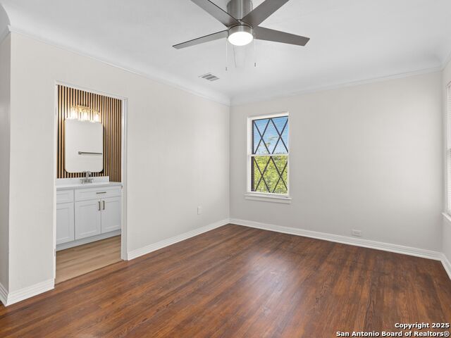 Image 25 of 29 For 146 Terrell  