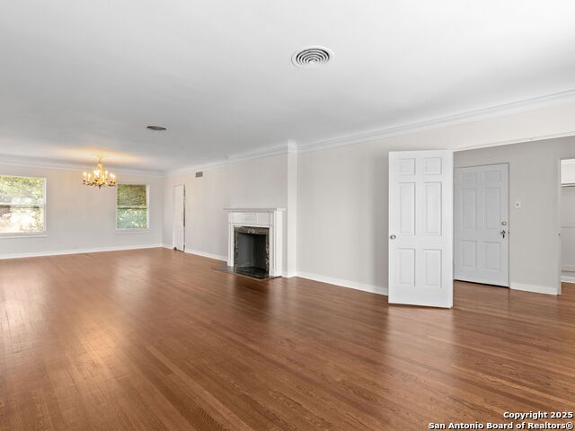 Image 7 of 29 For 146 Terrell  