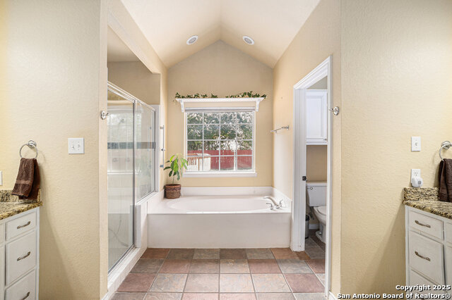 Listing photo id 9 for 217 Meadowlark Lane
