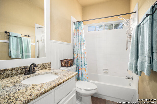 Listing photo id 13 for 217 Meadowlark Lane