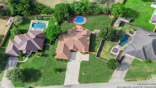Listing photo id 15 for 217 Meadowlark Lane