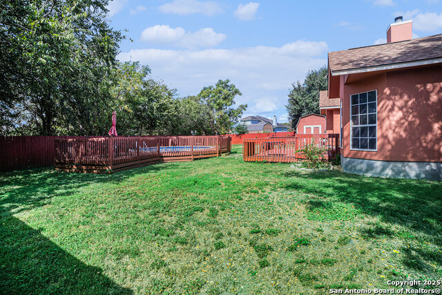 Listing photo id 17 for 217 Meadowlark Lane