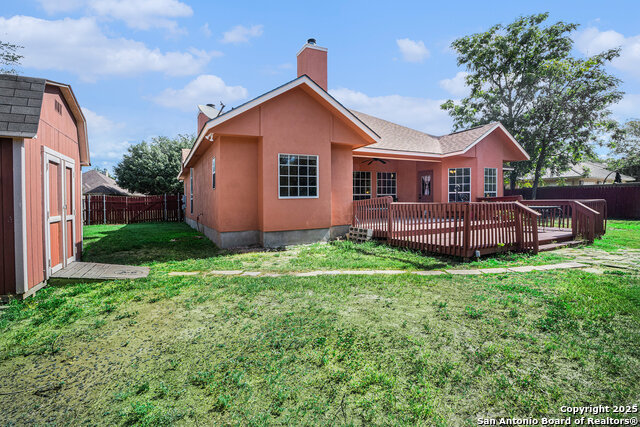 Listing photo id 18 for 217 Meadowlark Lane
