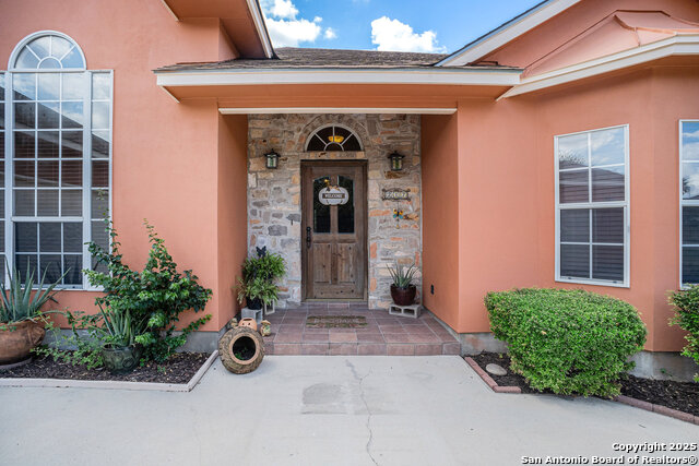 Listing photo id 1 for 217 Meadowlark Lane