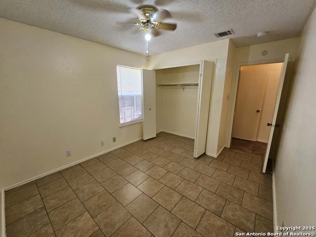 Listing photo id 8 for 7229 Coral Springs