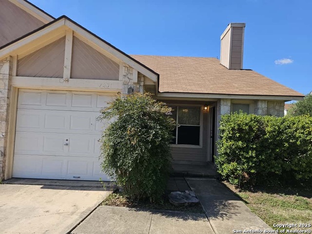 Listing photo id 0 for 7229 Coral Springs