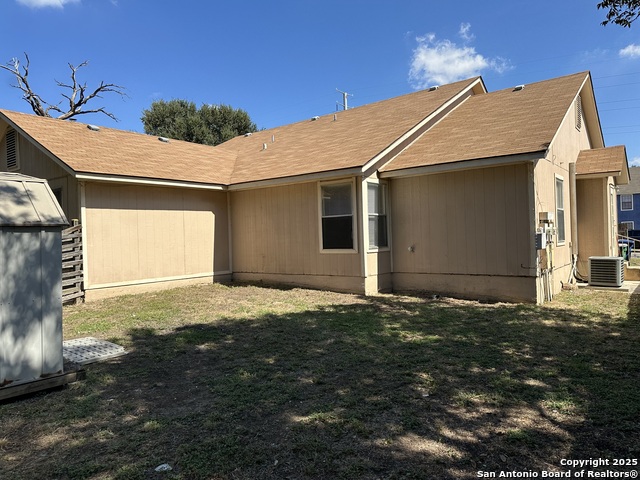 Listing photo id 29 for 7229 Coral Springs