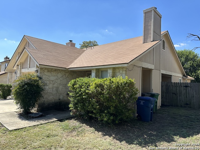 Listing photo id 33 for 7229 Coral Springs