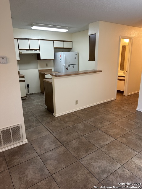 Listing photo id 4 for 7229 Coral Springs