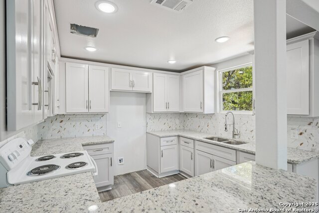 Image 14 of 35 For 943 San Eduardo