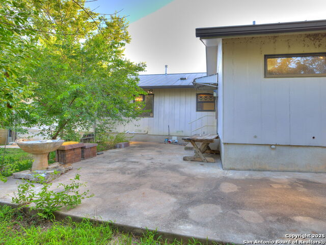 Image 33 of 58 For 17 Roadrunner