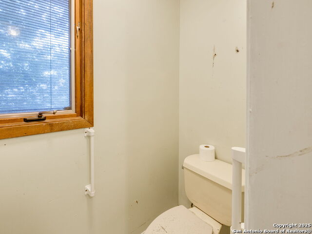 Image 53 of 58 For 17 Roadrunner