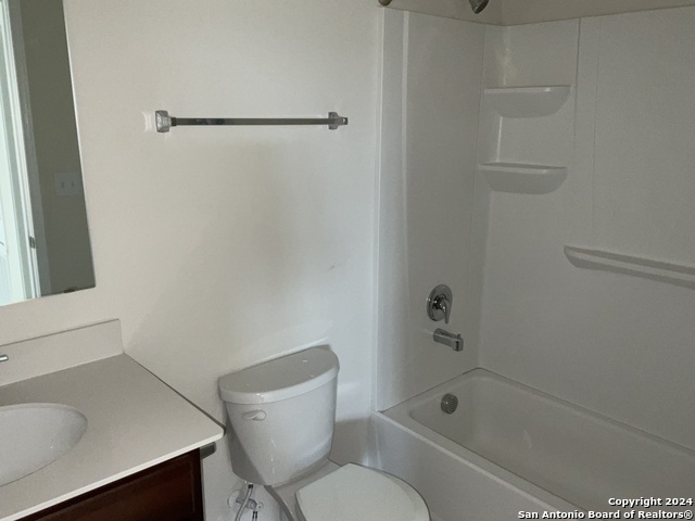 Image 10 of 21 For 10606 Rayburn