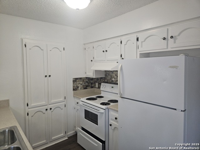 Image 12 of 27 For 6823 Grass Valley