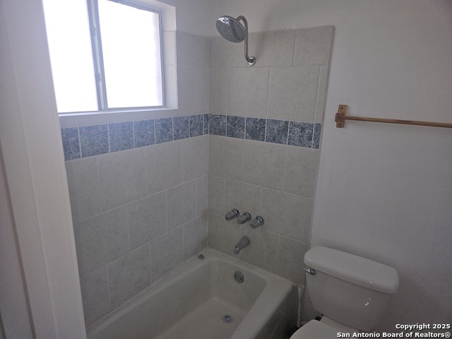 Image 19 of 27 For 6823 Grass Valley