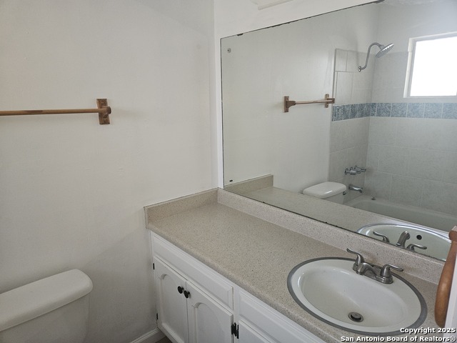 Image 22 of 27 For 6823 Grass Valley