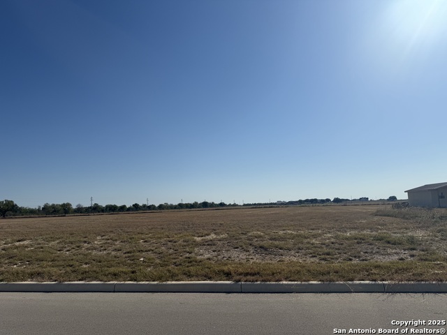 Details for 213 Reed Way, Castroville, TX 78009