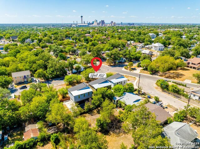 Listing photo id 29 for 108 Vine St #102