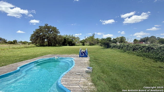 Image 3 of 23 For 14935 Adams