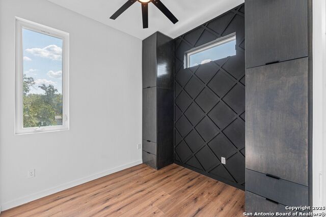 Listing photo id 13 for 108 Vine St #103