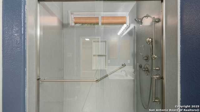 Image 22 of 41 For 360 Ibis Falls