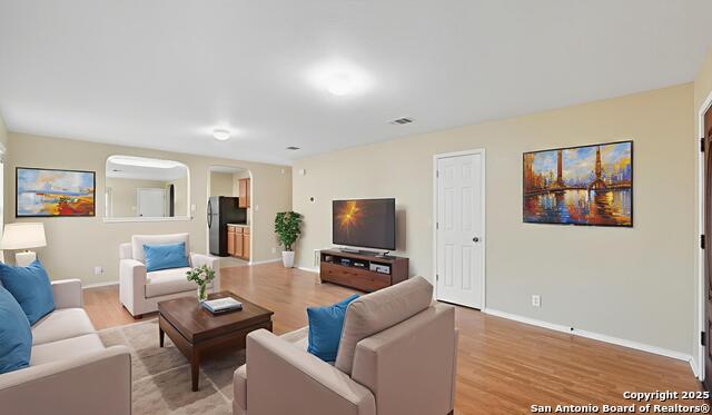 Image 6 of 41 For 360 Ibis Falls